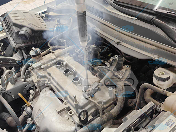 干冰清洗機(jī)：機(jī)車發(fā)動機(jī)維護(hù)的環(huán)保利器